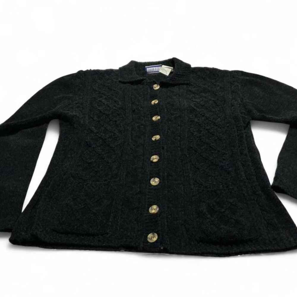 Erika & Co. Black Knit Cardigan Button Front Womens Sz small office school *flaw